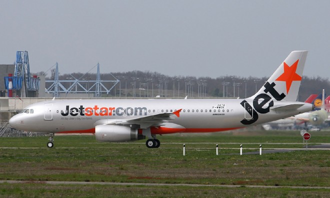Máy bay Jetstar báo cháy khi đang ra đường băng Máy bay Jetstar. Ảnh minh họa.