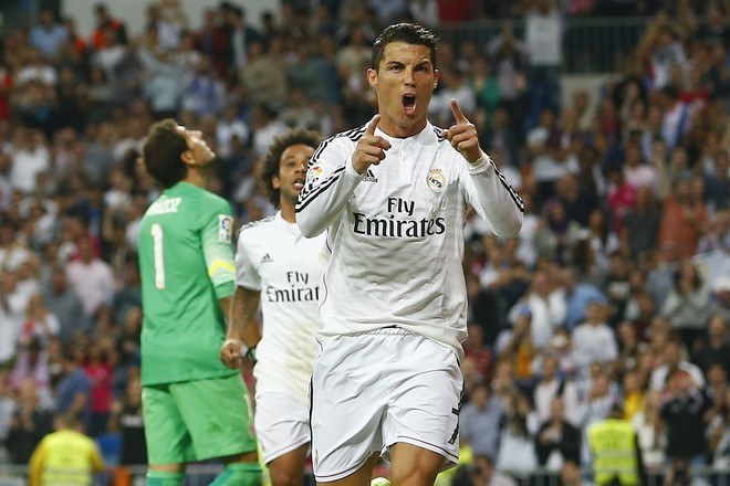 Cựu tiền đạo MU khuyên Real nên bán C.Ronaldo Cựu tiền đạo MU khuyên Real nên bán C.Ronaldo
