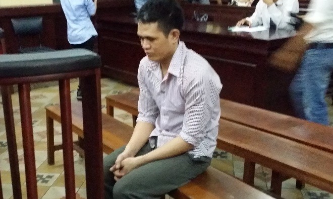 Một giây 'nóng đầu', trả giá 15 năm tù Ban tại phiên toà. Ảnh: Đông Sơn