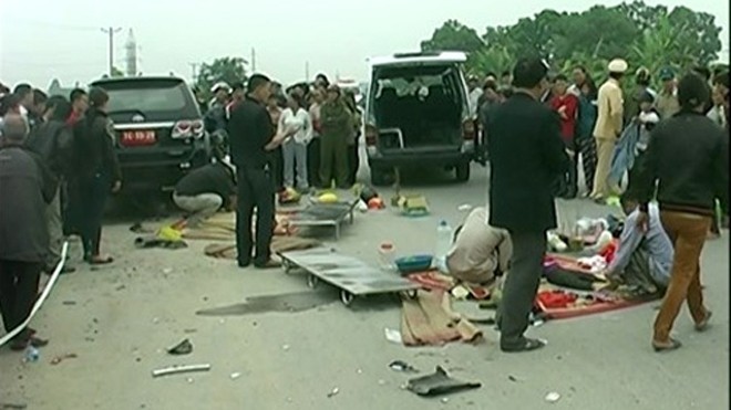 7 ngày nghỉ Tết, 246 người chết do tai nạn giao thông Hiện trường vụ TNGT thảm khốc tại Hưng Yên chiều ngày 30 Tết khiến 4 người chết - Ảnh: Pháp luật Việt Nam