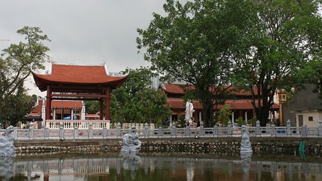 La Khê, Hà Đông: Đất lành, thịnh vượng Các chủ đầu tư lớn và có tầm nhìn chiến lược từ lâu đã nhìn ra tiềm năng vùng đất La Khê thuộc quận Hà Đông, Hà Nội bởi nơi đây không chỉ nổi tiếng với gạo ngon, the đẹp, nơi sinh ra nhiều anh tài nhân kiệt mà còn là vùng đất có vượng khí tốt, mang đến sự