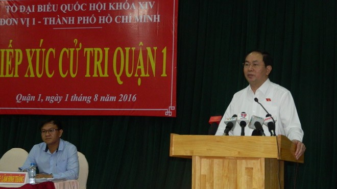 Chủ tịch nước: Lỗ hổng an ninh mạng “to như con khủng long” Chủ tịch nước Trần Đại Quang trả lời cử tri.