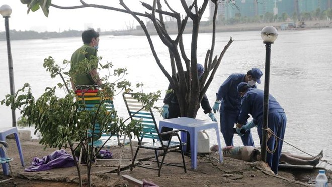 Hốt hoảng phát hiện thi thể trôi trên sông Sài Gòn Khu vực phát hiện thi thể.