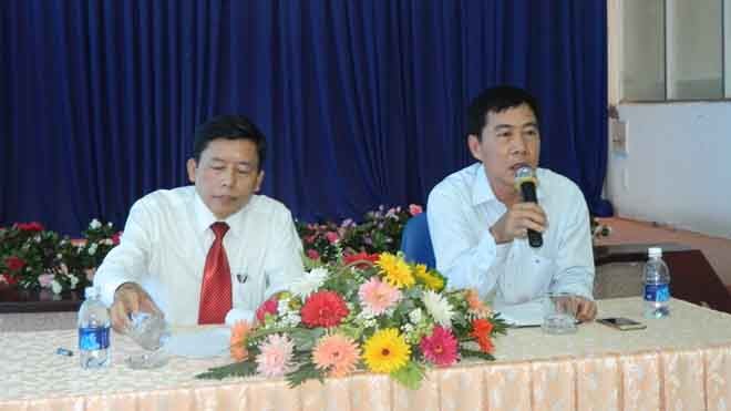 Tàu Tết Đinh Dậu giảm gần 5.000 vé so với năm ngoái Họp báo công bố kế hoạch bán vé tàu Tết sáng nay tại Ga Sài Gòn.