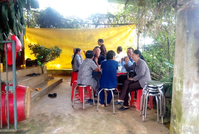 Ong vò vẽ đốt, bé gái tử vong Tang lễ cháu Nhi