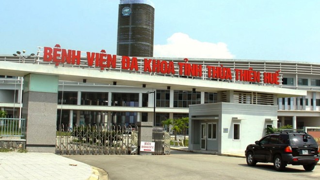 Bàn giao bệnh viện đa khoa TT-Huế cho Bộ Y tế quản lý Bệnh viện đa khoa TT-Huế bàn giao về Bộ Y tế quản lý, trên cơ sở nguyên trạng, sẽ trở thành cơ sở 2 của Bệnh viện T.Ư Huế. Ảnh: Ng.Linh