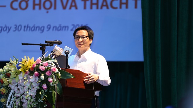 Phó Thủ tướng: “Đổi mới đại học khó khăn hơn đổi mới doanh nghiệp” Phó Thủ tướng Vũ Đức Đam trong hội nghị về tự chủ đại học sáng nay 30/9. Ảnh: ĐH
