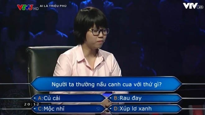 Nữ kĩ sư không biết El Nino, nấu canh cua gây tranh cãi Phạm Thị Quyên trở thành "mũi dùi" của mạng xã hội khi không tự trả lời được câu hỏi này. Ảnh cắt từ clip.