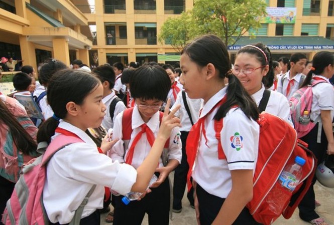 Ngày đầu tuyển sinh trực tuyến đầu cấp ở Hà Nội Ngày đầu tuyển sinh trực tuyến đầu cấp ở Hà Nội