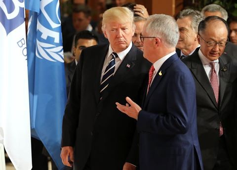 Mỹ tuyên bố khả năng sử dụng giải pháp quân sự đối với Triều Tiên Tổng thống Donald Trump từng tuyên bố hành động quân sự chống Triều Tiên không phải là lựa chọn đầu tiên của Mỹ
