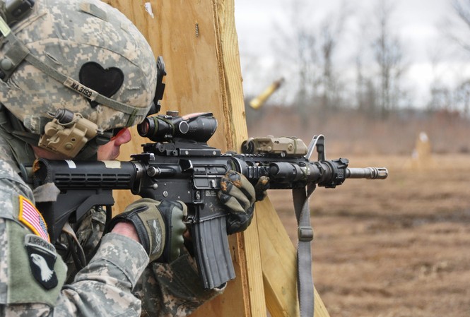 Thủy quân lục chiến Mỹ trang bị đạn mới Ảnh: Defence