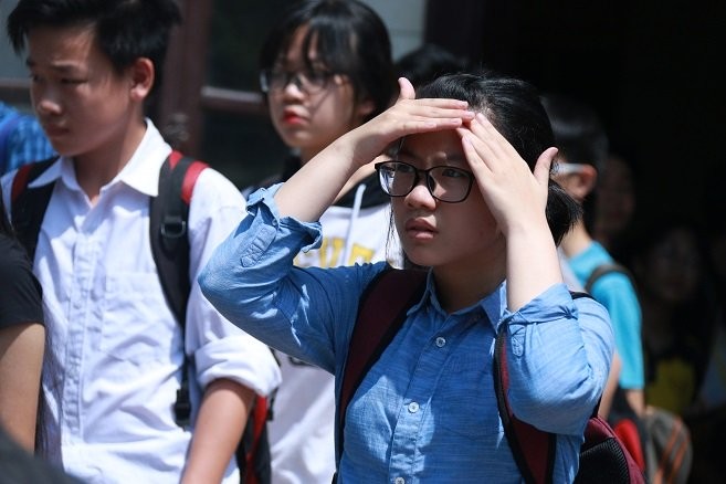 Tranh luận “nóng” về bài thi tổ hợp vào lớp 10 tại Hà Nội Tranh luận “nóng” về bài thi tổ hợp vào lớp 10 tại Hà Nội