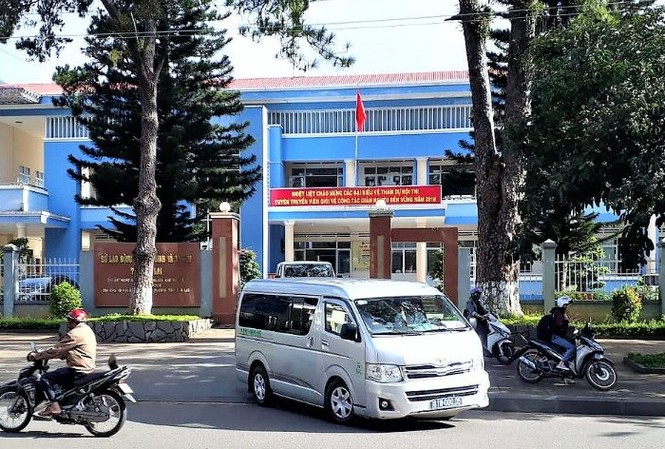Phó Chánh Thanh tra 54 tuổi đi thi THPT: Sai vì không báo cáo cơ quan Phó Chánh Thanh tra 54 tuổi đi thi THPT: Sai vì không báo cáo cơ quan