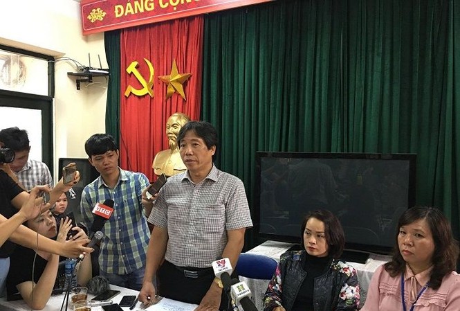 Cô giáo cho học sinh tát bạn 50 cái: Trẻ còn non nớt, khó xác minh? Ông Tạ Ngọc Thắng thông tin về vụ việc tại trường Tiểu học Quang Trung sáng 6/12.