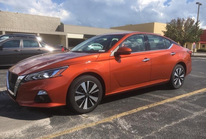 Nissan Teana 2019 thế hệ mới rò rỉ những hình ảnh thực tế tại đại lý Nissan Teana 2019 thế hệ mới rò rỉ những hình ảnh thực tế tại đại lý Mỹ.