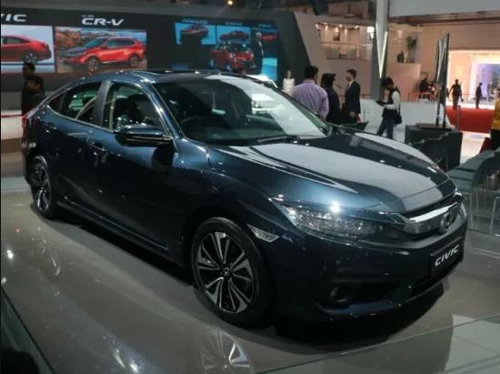 Honda Civic tại Ấn Độ có khác biệt gì về động cơ so với Việt Nam? Honda Civic mới dành cho thị trường Ấn Độ.