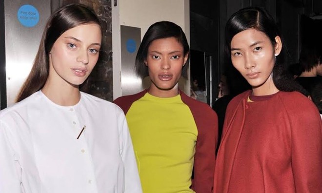 Hoàng Thùy tỏa sáng ở London Fashion Week 2014 Niềm tự hào của thời trang Việt Nam sánh vai cùng các người mẫu quốc tế.
