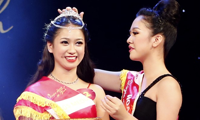 Nữ sinh Việt Đức đoạt Hoa khôi Duyên dáng Hà thành Nữ sinh Việt Đức đoạt Hoa khôi Duyên dáng Hà thành