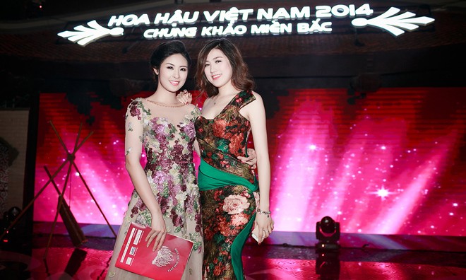 Ngọc Hân lộng lẫy trên ghế giám khảo Hoa hậu Ngọc Hân, Á hậu Tú Anh khoe nhan sắc lộng lẫy trong đêm chung khảo.