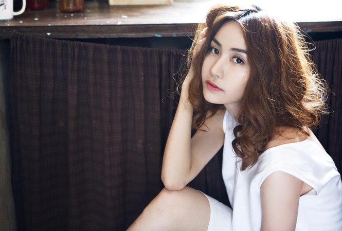 Ngân Khánh không hối hận khi bỏ showbiz đi du học Sự trở lại của "Nữ hoàng khiêu vũ" Ngân Khánh sau khi cưới chồng gây cho khán giả nhiều sự hào hứng khi vai nữ chính của bộ phim "Ma Dai" đã được giới chuyên môn cũng như những người hâm mộ điện ảnh đánh giá cao.