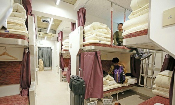 Tàu cao tốc Hokutosei hồi sinh thành nhà nghỉ Nhà nghỉ Train Hostel Hokutosei hiện là chủ đề được nhiều người quan tâm, đặc biệt là những người đã sử dụng dịch vụ trên tàu Hokutosei trước đó. Ảnh: Japan News-Yomiuri.