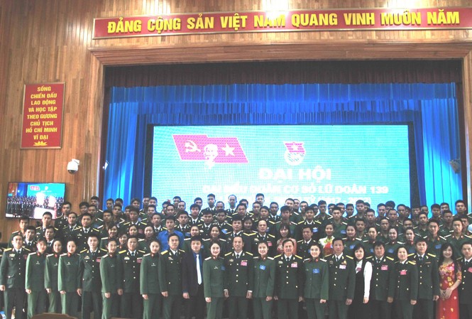 Đại hội Đoàn cơ sở để rút kinh nghiệm trong toàn quân Đại hội Đoàn cơ sở để rút kinh nghiệm trong toàn quân