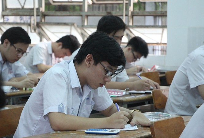 Góp ý đề Địa lý thi THPT: Có câu chưa chuẩn, cần tăng số câu thực hành Thí sinh dự thi THPT QG 2017.