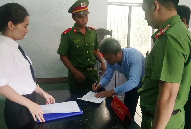 Phó chánh án 'đòi' 80 triệu chạy án lĩnh 12 tháng tù Phó chánh án 'đòi' 80 triệu chạy án lĩnh 12 tháng tù