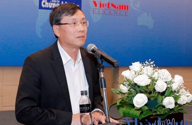 Cựu Chủ tịch Ủy ban Chứng khoán: Tổng dư nợ ngân hàng hơn 180 tỷ USD TS Vũ Bằng phát biểu tại Hội thảo.