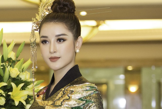 Huyền My, Diễm Trang nhắn nhủ các thí sinh Hoa Hậu Việt Nam 2018 Huyền My, Diễm Trang nhắn nhủ các thí sinh Hoa Hậu Việt Nam 2018