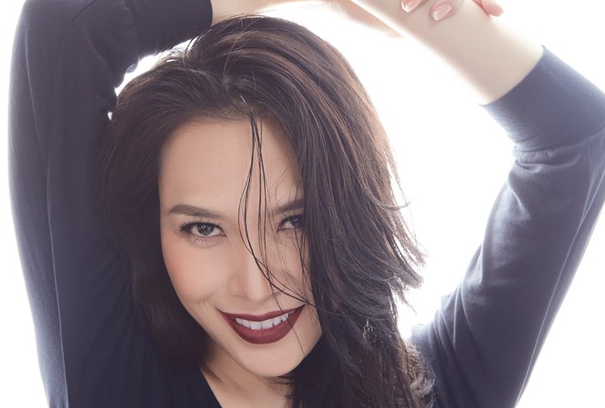 Mỹ Tâm là ca sĩ Đông Nam Á đầu tiên tổ chức liveshow riêng ở Hàn Quốc Mỹ Tâm là ca sĩ Đông Nam Á đầu tiên tổ chức liveshow riêng ở Hàn Quốc.