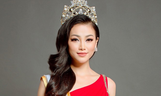 Điều ít biết về Phương Khánh-Hoa hậu Trái đất người VN đầu tiên Nguyễn Phương Khánh đăng quang Hoa hậu Trái đất 2018.