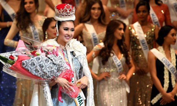 Xem trực tiếp Thuỳ Tiên thi chung kết Hoa hậu Quốc tế ở đâu? Hoa hậu Quốc tế 2017 Kevin Lilliana.