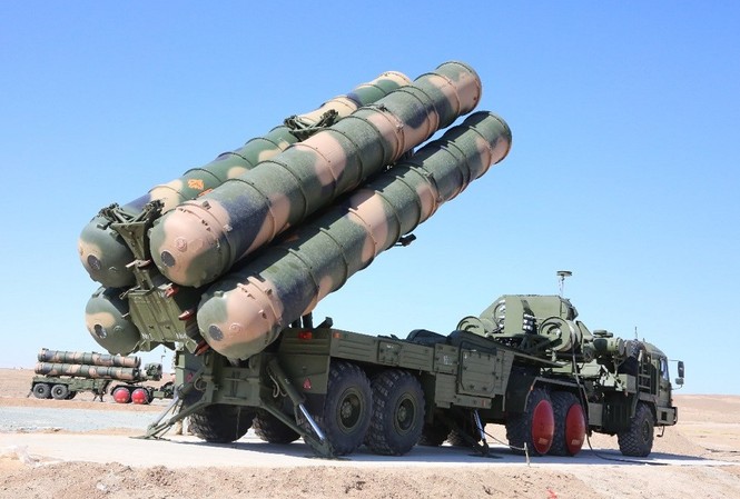 Không quân Israel tập trận đối phó 'rồng lửa' S-300 của Syria Không quân Israel tập trận đối phó 'rồng lửa' S-300 của Syria. Ảnh: RT