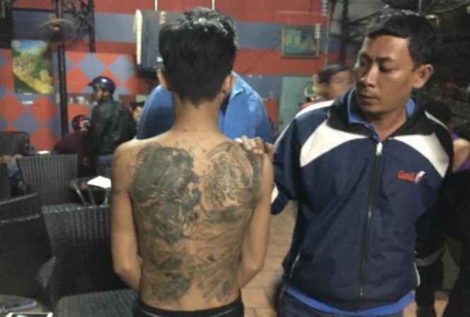 Nhóm hiệp sỹ tóm gọn băng cướp trong đêm giao thừa ở Bình Dương Nhóm hiệp sỹ tóm gọn băng cướp trong đêm giao thừa ở Bình Dương