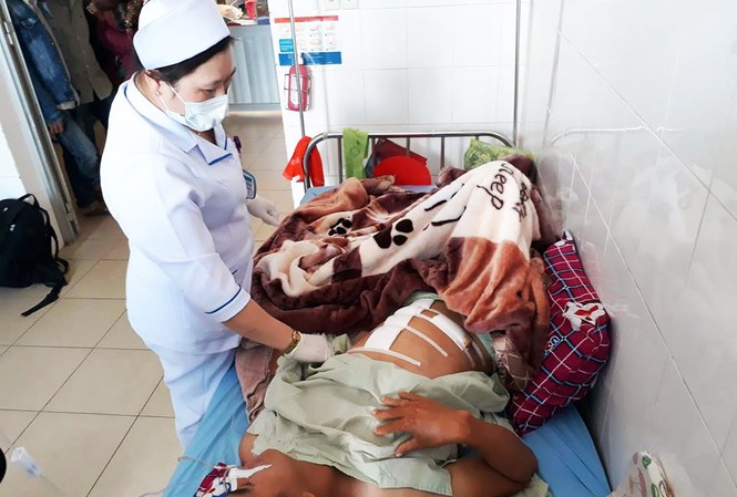 Anh rể 'thử' súng bắn gục em vợ Anh Kỳ đang được điều trị tại bệnh viện