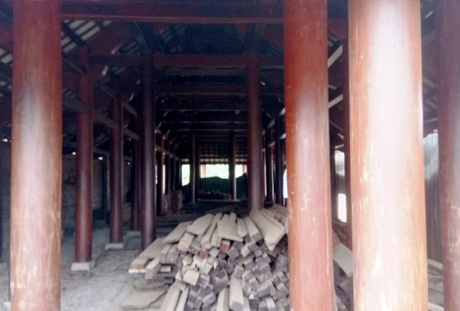 Thông tin bất ngờ vụ mất hơn 10.500 ha rừng ở Đắk Lắk Một phần căn nhà gỗ “khủng” của ông Quyến tại trung tâm thị trấn Ea Súp chưa hoàn thiện