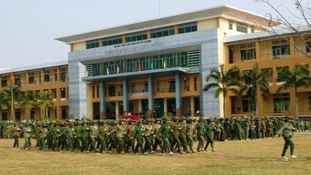 ‘Học kì quân sự à, nhớ lắm đó! Biết không?’ ‘Học kì quân sự à, nhớ lắm đó! Biết không?’