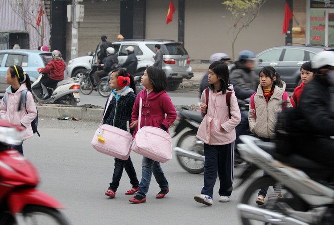 Có thể điều chỉnh giờ để học sinh không phải đi học quá sớm Có thể điều chỉnh giờ để học sinh không phải đi học quá sớm