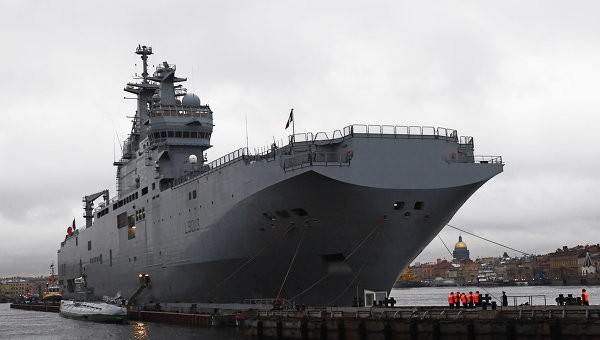 Nga ‘xây nhà’ cho tàu sân bay trực thăng Mistral Tàu sân bay trực thăng Mistral. Ảnh: RIA Novosti