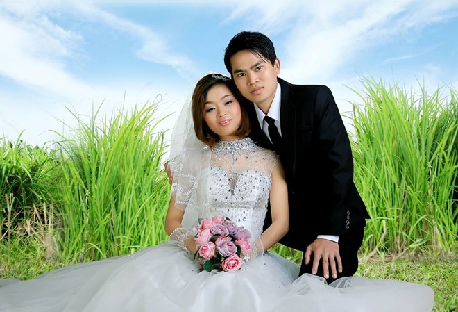 Mối tình tuyệt đẹp của cô gái xấu xí Cô gái này đã tìm thấy tình yêu đích thực bằng sự nỗ lực của bản thân.