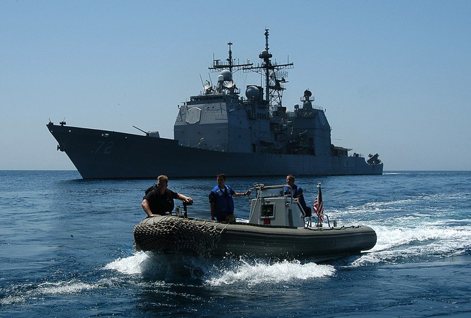 Chiến hạm Mỹ vào Biển Đen trước ngày Ukraine bầu Tổng thống Tàu tuần dương mang tên lửa USS Vella Gulf