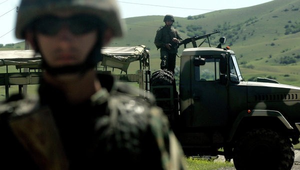 Lầu Năm Góc xác nhận Nga rút quân khỏi biên giới Ukraine Lầu Năm Góc xác nhận Nga rút quân khỏi biên giới Ukraine