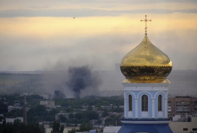 Lugansk để tang 3 ngày tưởng niệm người dân thiệt mạng Lugansk để tang 3 ngày tưởng niệm người dân thiệt mạng