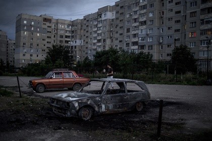 Tự vệ Lugansk tuyên bố ‘bế quan tỏa cảng’ 3 ngày Tự vệ Lugansk tuyên bố ‘bế quan tỏa cảng’ 3 ngày