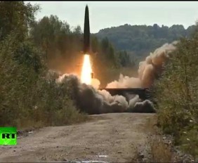 Lộ video Iskander-M của Nga khai hỏa tại ‘Vostok 2014’ Lộ video Iskander-M của Nga khai hỏa tại ‘Vostok 2014’
