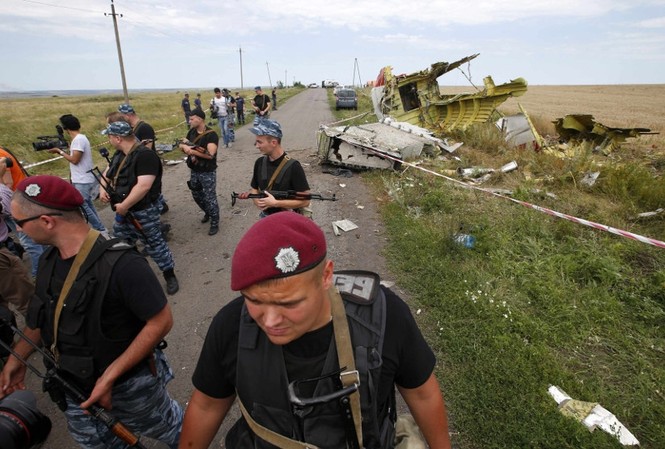 Thủ tướng Australia đòi Tổng thống Putin giải thích vụ MH17 Thủ tướng Australia đòi Tổng thống Putin giải thích vụ MH17