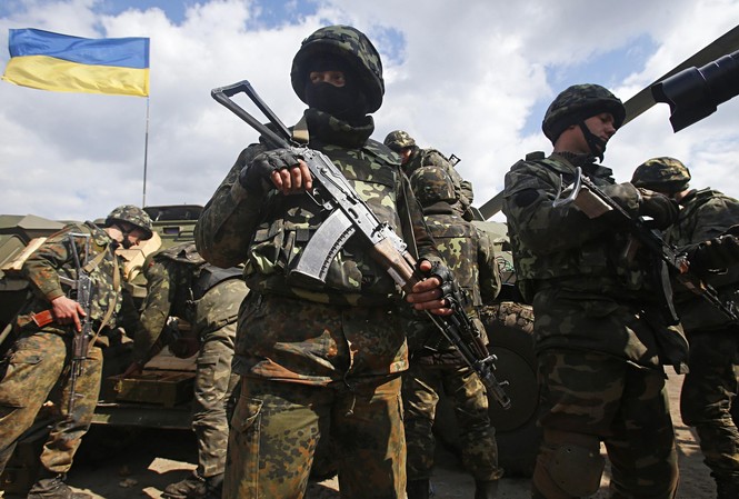 Tổng thống Ukraine tuyên bố trang bị vũ khí chính xác cao cho quân đội Tổng thống Ukraine tuyên bố trang bị vũ khí chính xác cao cho quân đội