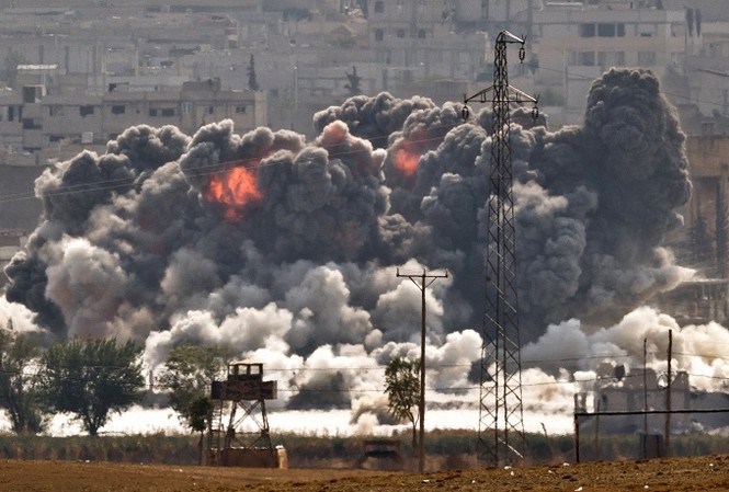 Cận cảnh Kobani trong vòng vây phiến quân IS Cận cảnh Kobani trong vòng vây phiến quân IS