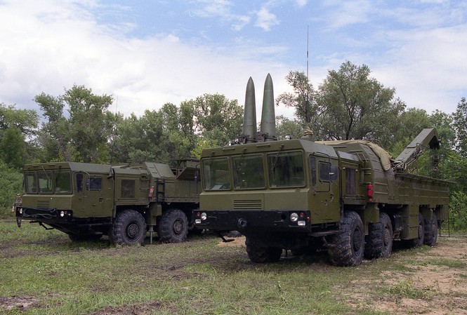 Kiev nói Nga đưa tên lửa Iskander tới biên giới Ukraine Kiev nói Nga đưa tên lửa Iskander tới biên giới Ukraine